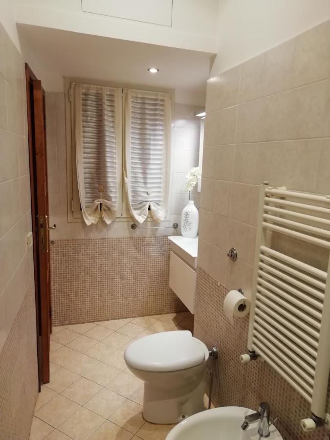 Apartamento Fontana Di Trevi - Historic Center Roma